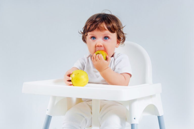 Choosing the Ideal Baby High Chair: From Mess to Masterpiece